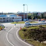 Shopping Outlet *